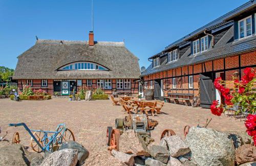 Alt Reddevitz House | Ferienappartements auf dem Reddevi