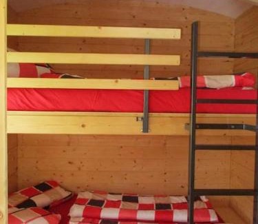 Kammeltal Apartment | Feriendörfle Fritz - Zirkuswagen (rot)