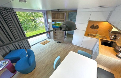 Neunburg vorm Wald House | Feriendorf Seeblick Chalet with sauna.
