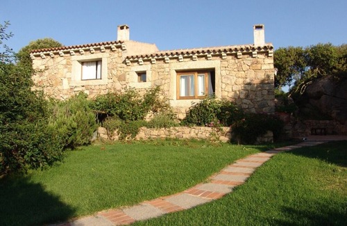 Sa Castangia House | Ferienhaus mit Poolnutzung, 30km hinter der Costa Smeralda im Herzen der Gallura