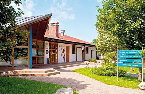 Schwarzenbach House | Ferienhaus 13-f Komfortabel und Modern Eingerichtet - Ferienhäuser im Feriendorf Weissensee im