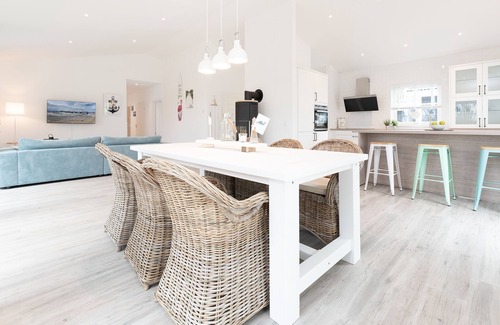 Blekendorf House | Ferienhaus Ahoi Lee mit Kaminofen und Eigener Sauna in Blekendorf-kaköhl
