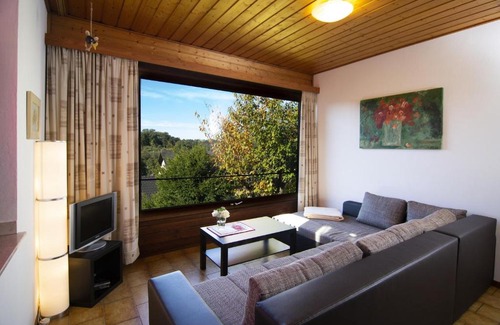 Bad Wuennenberg Apartment | Ferienhaus Blumenhain - Wohnung "Panoramablick"