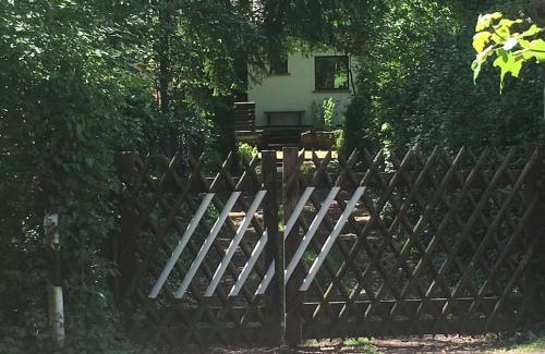 Wachenheim an der Weinstrasse Apartment | Ferienhaus im Wald an der Weinstrasse