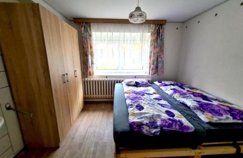 Baerenstein House | Ferienhaus in Bärenstein bei grünen Hügeln