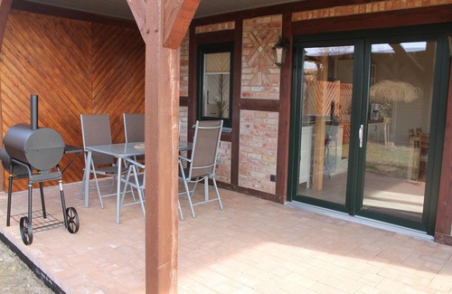 Kroepelin House | Ferienhaus in Brusow mit überdachter Terrasse