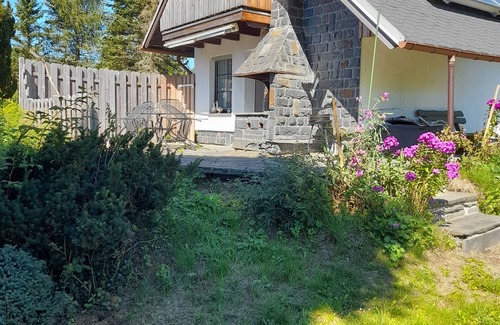 Adorf House | Ferienhaus in Entspannter Ruhiger Lage
