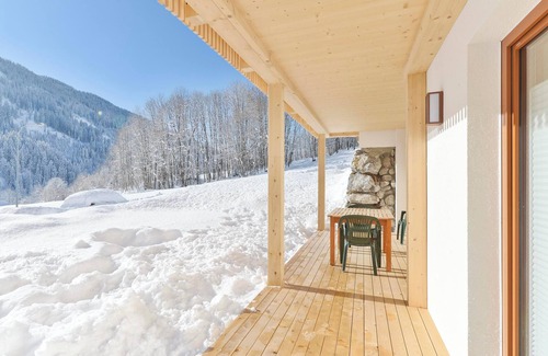 Kloesterle am Arlberg House | "Ferienhaus in Klösterle" with Mountain View, Wi-Fi, Balcony, Terrace & Garden