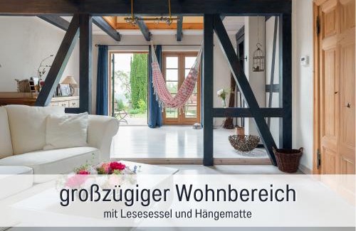 Lebus House | Ferienhaus Lebuserland für bis zu 4 Personen mit 1300 qm Garten und Privatsauna, grandiosen Blick über die Oder, sonntags late check out bis 18 Uhr inklusive