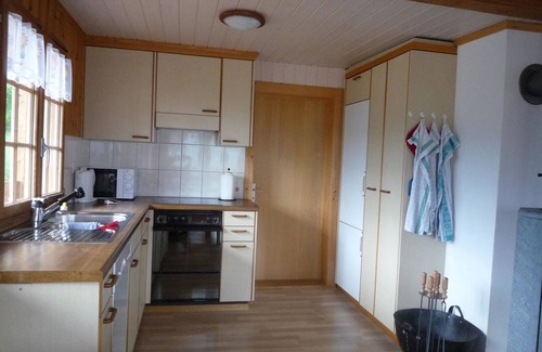 Latterbach Apartment | Ferienhaus Niesen View by Interhome