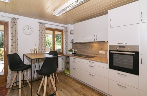 Ruhpolding House | Ferienhaus Ostara Balk/terr., 6 Schlafz.m. Du/wc, 1 Wohnz., Aufenthaltsraum, Max. 12 Pers