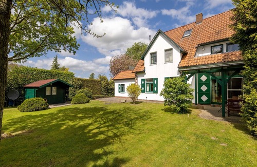 Zudar House | Ferienhaus Rügenbrise mit Seeblick direkt am Wasser