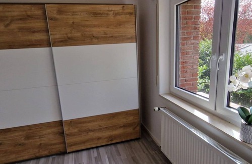 Queichhambach Apartment | Ferienwohnung am Panoramaweg - Appartement/fewo, Dusche, WC, Ruhig