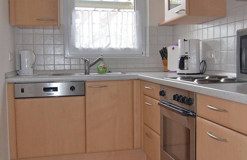 Bodman-Ludwigshafen Apartment | Ferienwohnung 1. OG, 80qm, 1 Schlafzimmer, 1 Wohn-/Schlafzimmer, max. 5 Personen