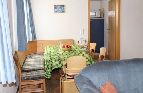 Lippertsreute Apartment | Ferienwohnung 1, 100qm, 3 Schlafzimmer, max. 6 Personen