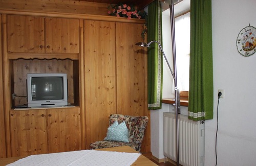 Bichl Apartment | Ferienwohnung 1 für 4 Personen, 1 Schlaf- und 1 Wohn/Schlafzimmer, 36 m²