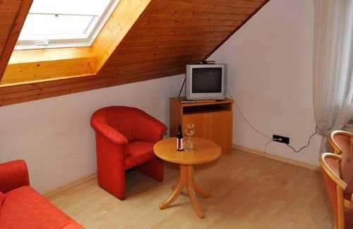 Opfingen House | Ferienwohnung 10, 80qm, 2 Schlafzimmer, 2-4 Personen
