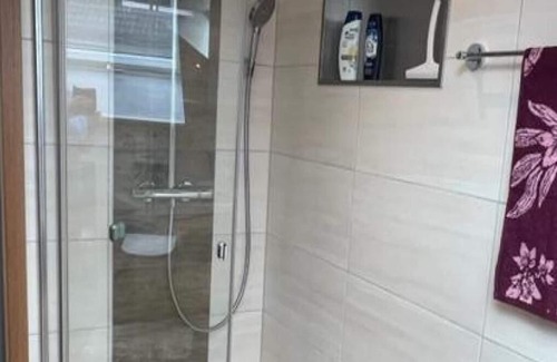 Oflingen Apartment | Ferienwohnung 2, 80qm, Pergola, 2 Schlafzimmer, max. 6 Personen