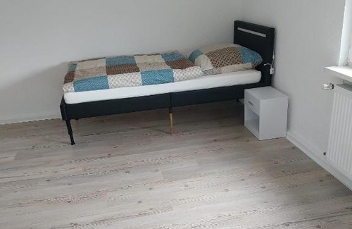 Sulzbach Apartment | Ferienwohnung 3, Nahe Augenklinik, Zentrum und Saarbrücken, 66280 Sulzbach