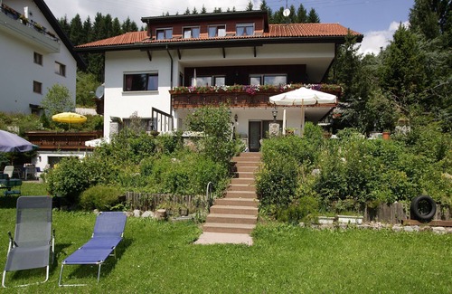 St. Blasien Apartment | Ferienwohnung 4, 50 qm, 1 Schlafzimmer und 1 Wohn/Schlafraum, max. 3 Personen