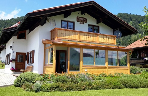 Reit im Winkl Apartment | Ferienwohnung 50qm, Allergikerfreundlich, Küche, Dusche/WC, Südbalkon
