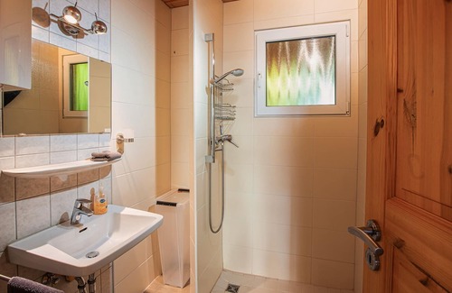 Lossburg Apartment | Ferienwohnung, 60q, 3 Schlafzimmer, max. 8 Personen