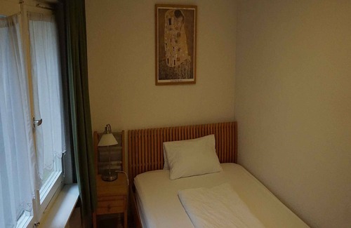 Unterwiehre-Nord Apartment | Ferienwohnung 60qm, 2 Schlafzimmer, 1 Wohn-/Schlafzimmer, max. 5 Personen
