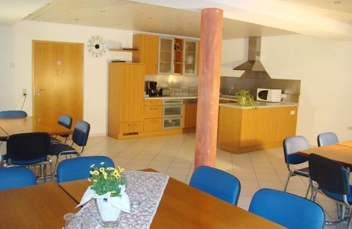 Hayingen Apartment | Ferienwohnung 8 (OG) für 2-3 Personen - auch f. Gäste m. kl. Hund