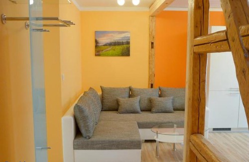 Lichtenhain Apartment | Ferienwohnung Am Lindenbaum
