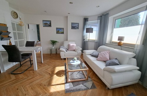 Heisterbacherrott Apartment | Ferienwohnung am Scharfenberg im Siebengebirge. Hunde Herzlich Willkommen!
