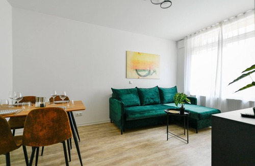 Cottbus Apartment | Ferienwohnung am Staatstheater I