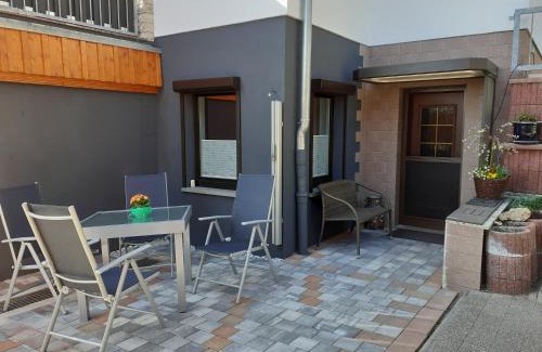 Leinatal Apartment | Ferienwohnung Am Wald