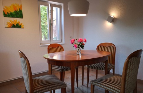 Altensteig Apartment | Ferienwohnung Apothekerstube, 65qm, 1 Schlafzimmer, Terrasse, max. 2 Personen