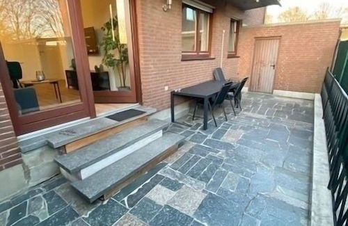 Voerde Apartment | Ferienwohnung/app. für 6 Gäste mit 79m² in Voerde