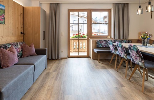 Fuegen Apartment | Ferienwohnung/app. für 6 Gäste mit 90m² in Fügen
