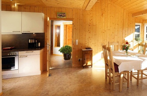 Oberharmersbach Apartment | Ferienwohnung Blumenwiese, 100qm, 3 Schlafzimmer, max. 5 Personen