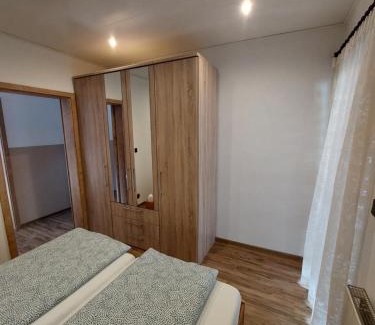 Grossenbrach Apartment | Ferienwohnung-Bergblick