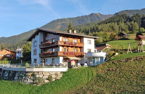 Arzl im Piztal Apartment | Ferienwohnung Brunelle - Appartementhaus Lechner