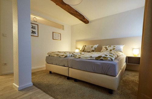 Warendorf Old Town Apartment | Ferienwohnung Casas Warintharpa, 1-7 Pers