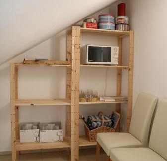 Wolnzach Apartment | Ferienwohnung - Dachgeschoss Schmuckstück