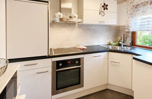 Bad Krozingen Apartment | Ferienwohnung 1 mit 60 qm, 1 Schlafzimmer für maximal 2 Personen