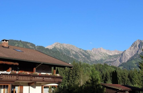 Verwaltungsgemeinschaft Hornergruppe Apartment | Ferienwohnung Inseltraum - Ferienwohnung Bachkristall & Inseltraum im Jagdhof