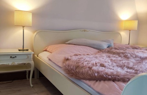 Karolinenkoog Apartment | Ferienwohnung "Watt" im Karolinenkoog Erholung zwischen Feld und Deich