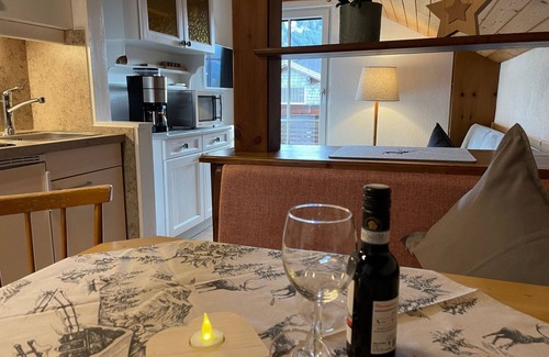Schattwald Apartment | Ferienwohnung Eins - Gästehaus Holl