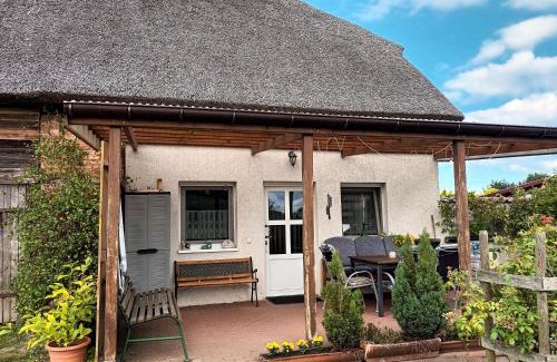 Kroeslin House | Ferienwohnung Elfi