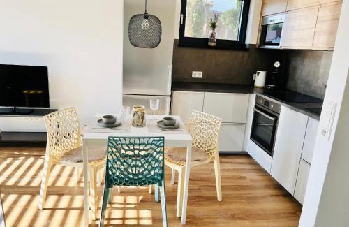 Halberg Apartment | Ferienwohnung EnsheimLiebe