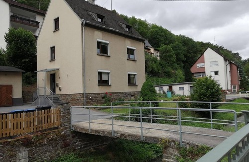 Kobern-Gondorf Apartment | Ferienwohnung Fuchshöhle - Ferienwohnung mit Terrasse