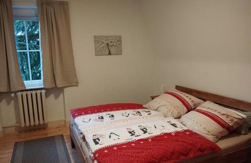 Naunheim Apartment | Ferienwohnung Gasthof Port 90