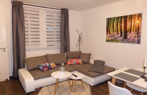 Jena Apartment | Ferienwohnung Goethe, 2 Schlafzimmer, Nähe Zentrum & Uni, ruhig, free Wifi, kostenloses Parken, Erdgeschoss