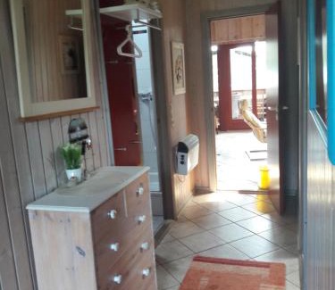 Drei Apartment | Ferienwohnung Hahn